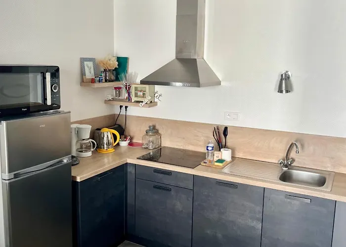 Casa Cocon -charmant T3-plages, Centre Ville- 4 Personnes *