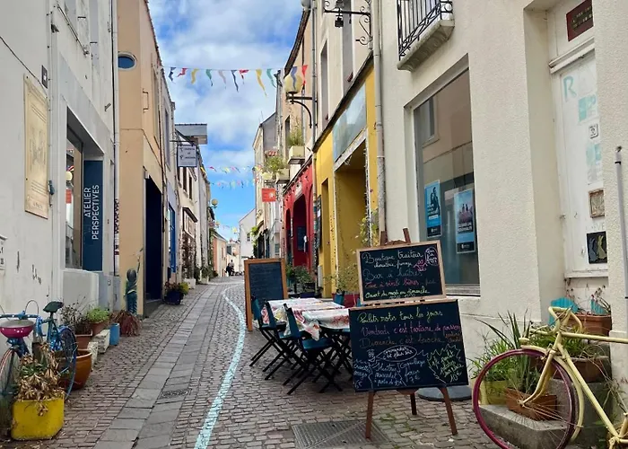 Casa Cocon -charmant T3-plages, Centre Ville- 4 Personnes *